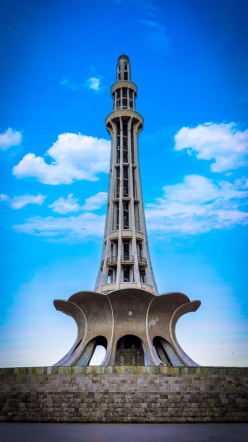 Minar E Pakistan Awe Inspiring Places