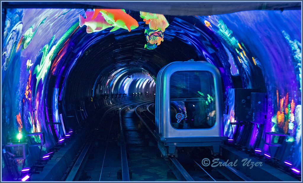 Bund Sightseeing Tunnel