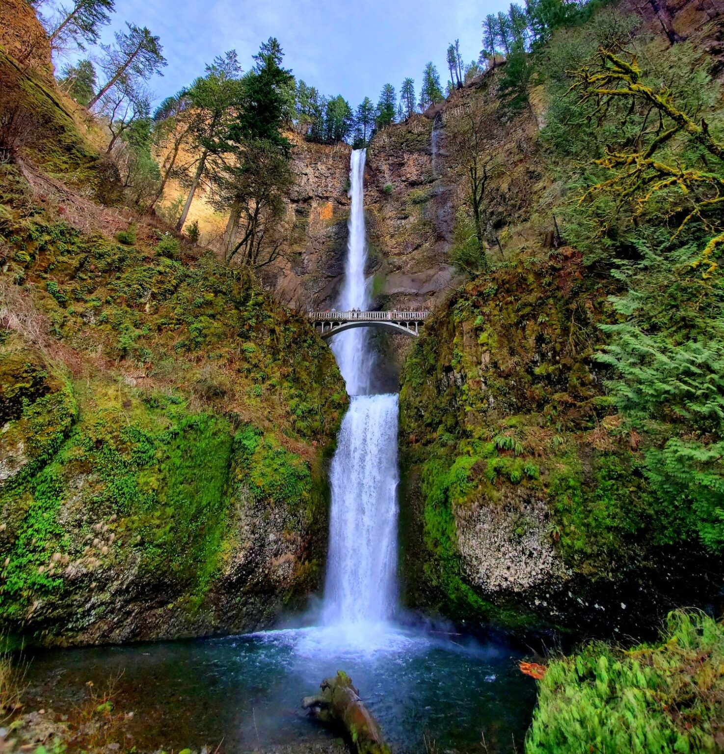 Columbia River Gorge - Awe-inspiring Places