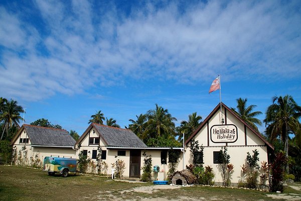 Kanokupolu Village