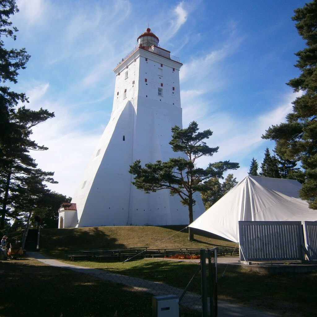 Kõrgessaare Lighthouse