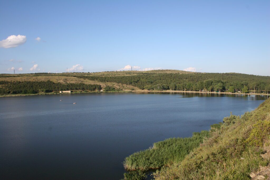 Lisi Lake