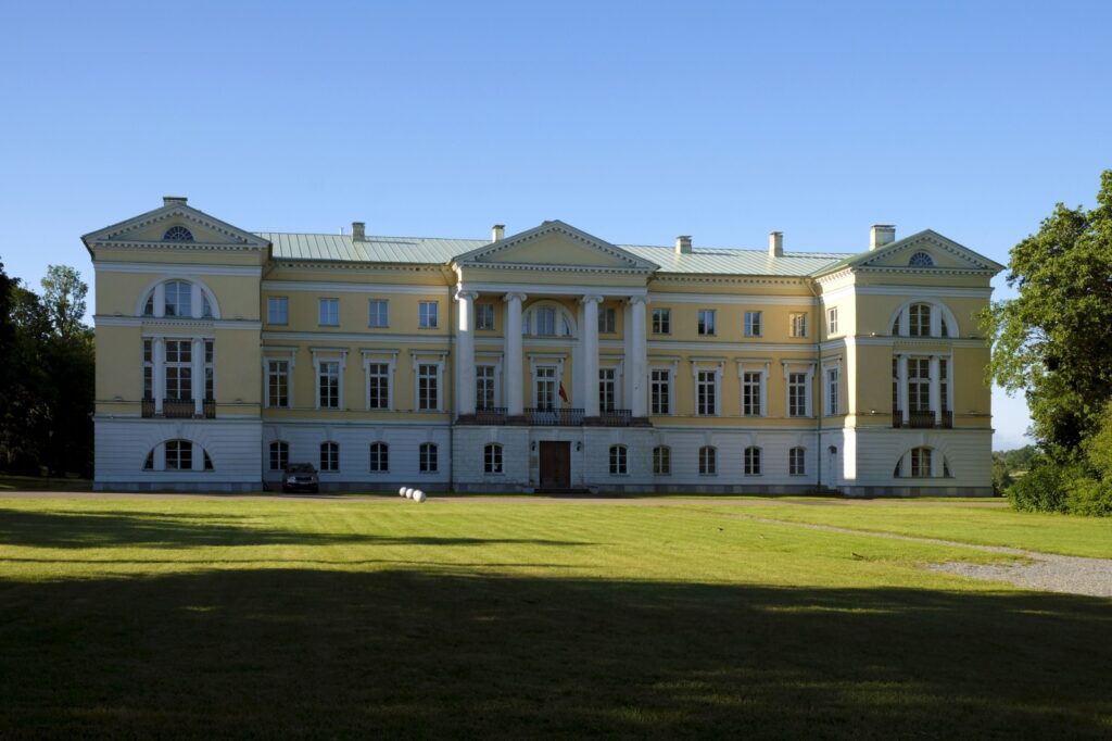 Mezotne Palace