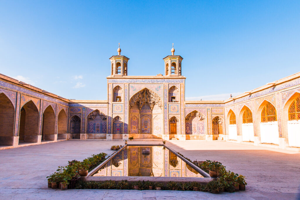 Nasir al-Mulk Mosque