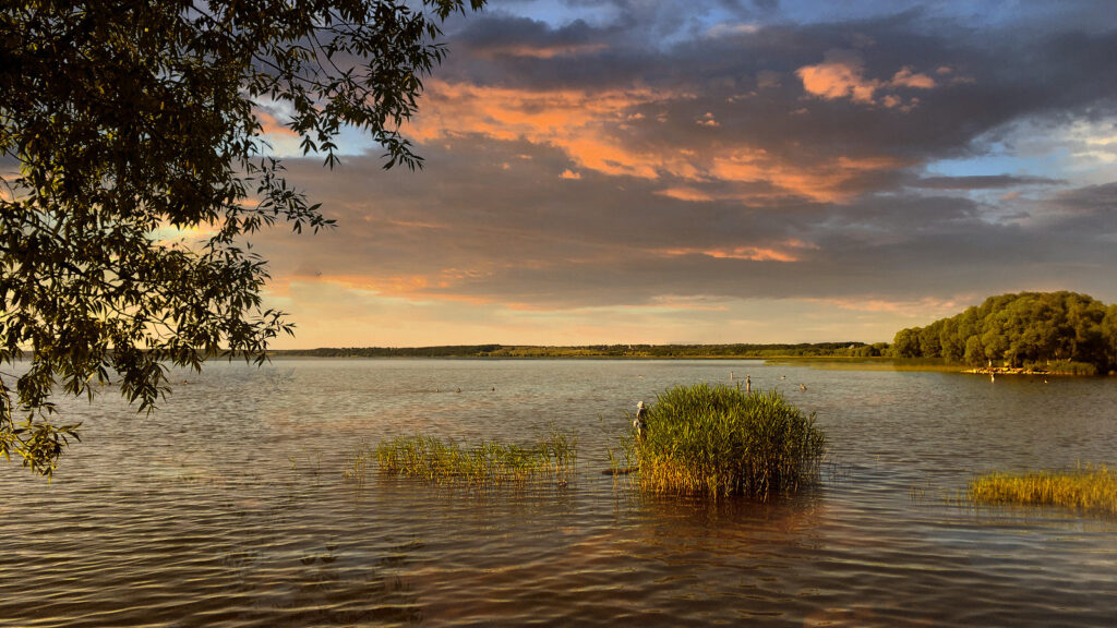 Pereslavl-Zalessky and Lake Pleshcheyevo