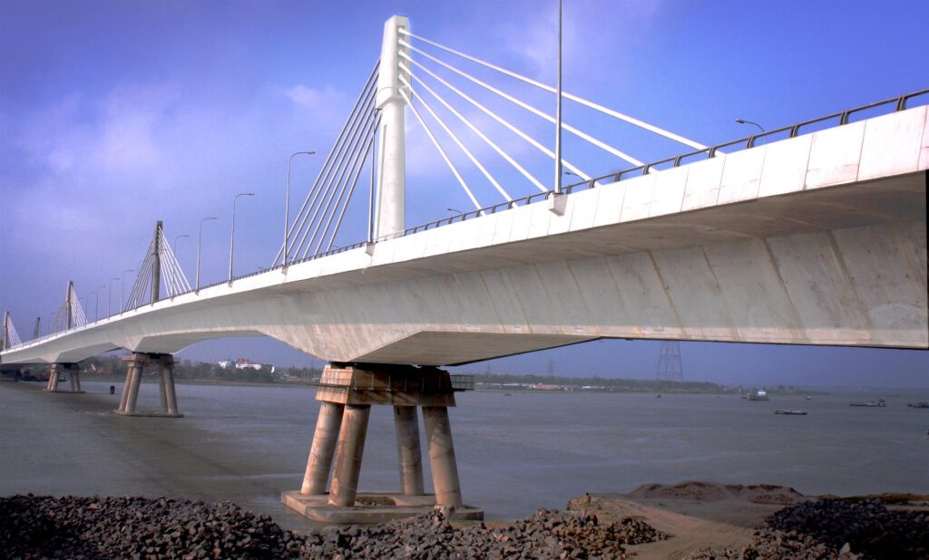 Shah Amanat Bridge