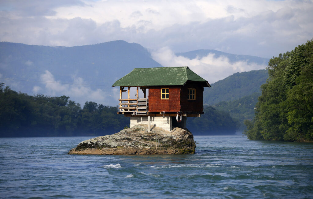 Drina River House