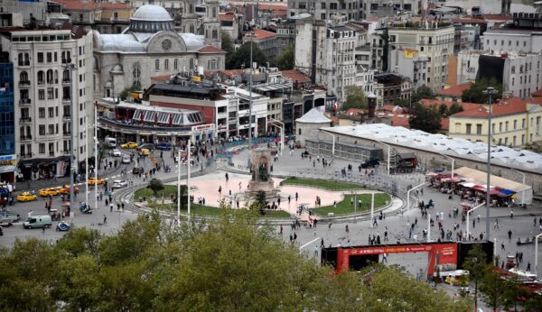 Taksim Square - Awe-inspiring Places