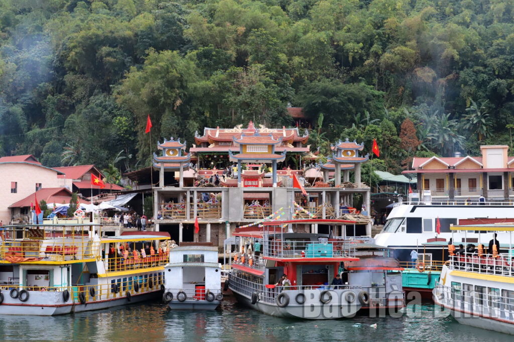 Thac Bo Temple