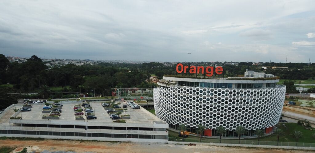 The Abidjan Cyber Village