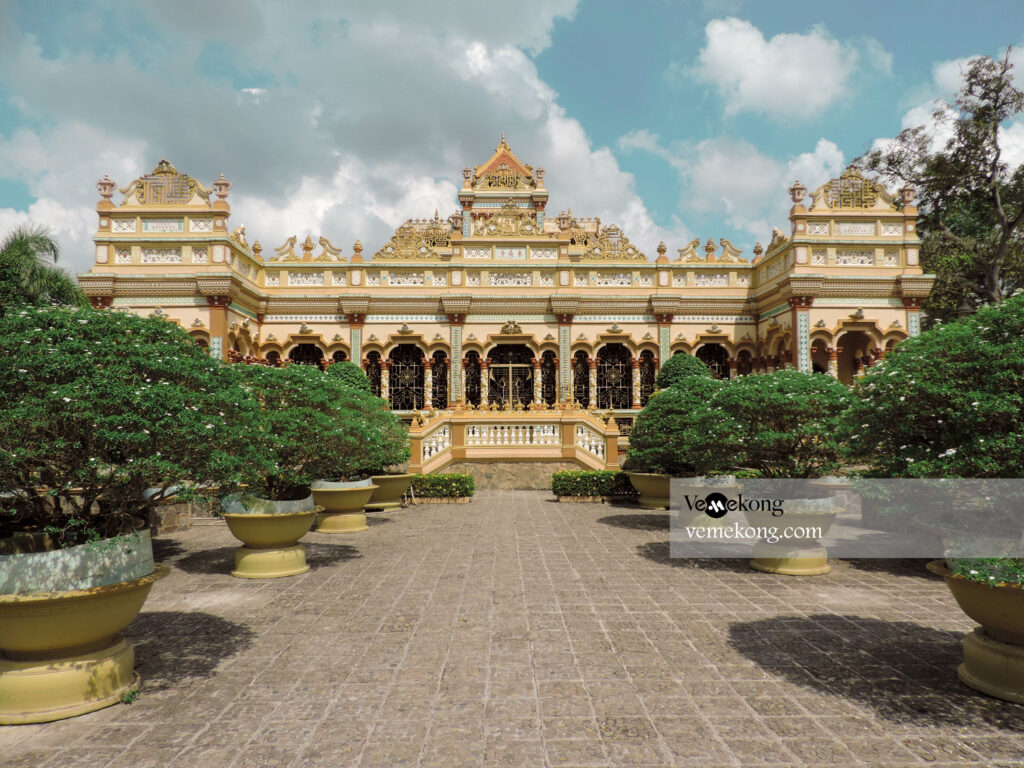 The Vinh Trang Temple
